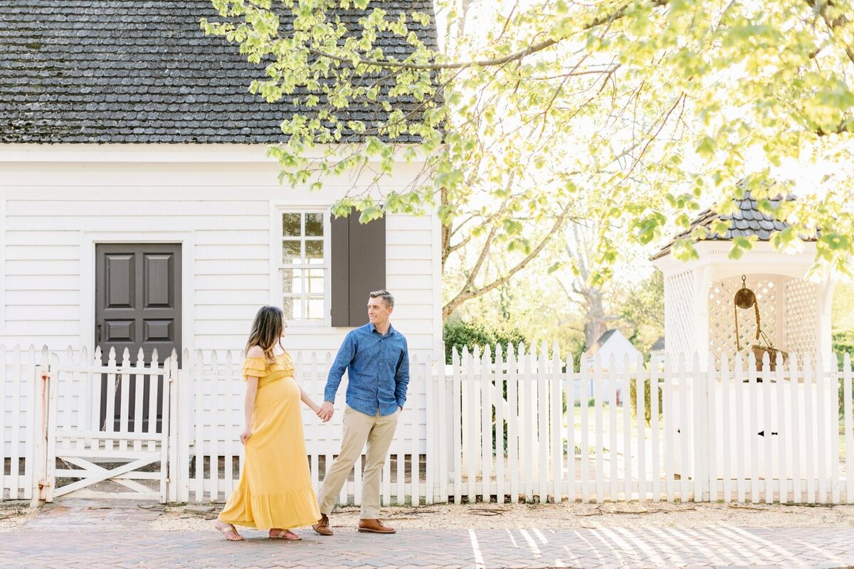 colonial williamsburg_maternity session_2736