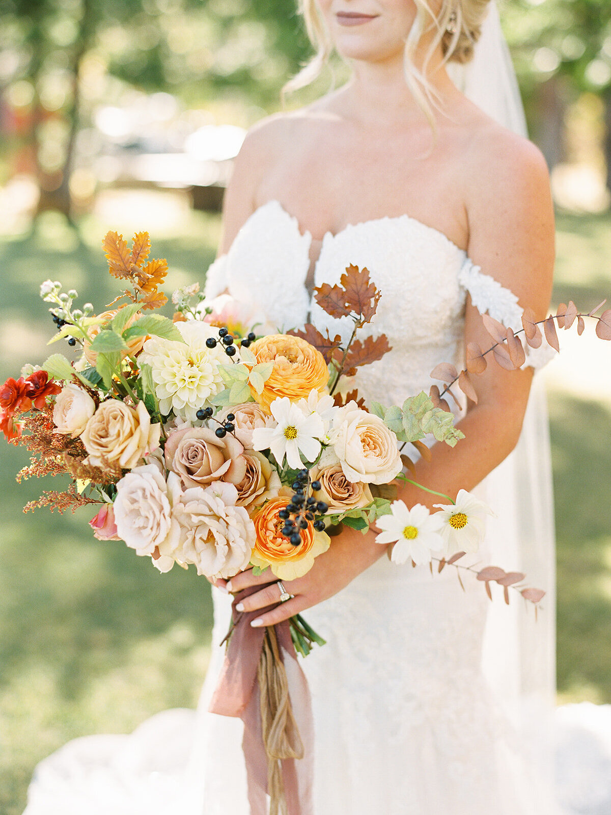 fall-bridal-bouquet-lake-tahoe