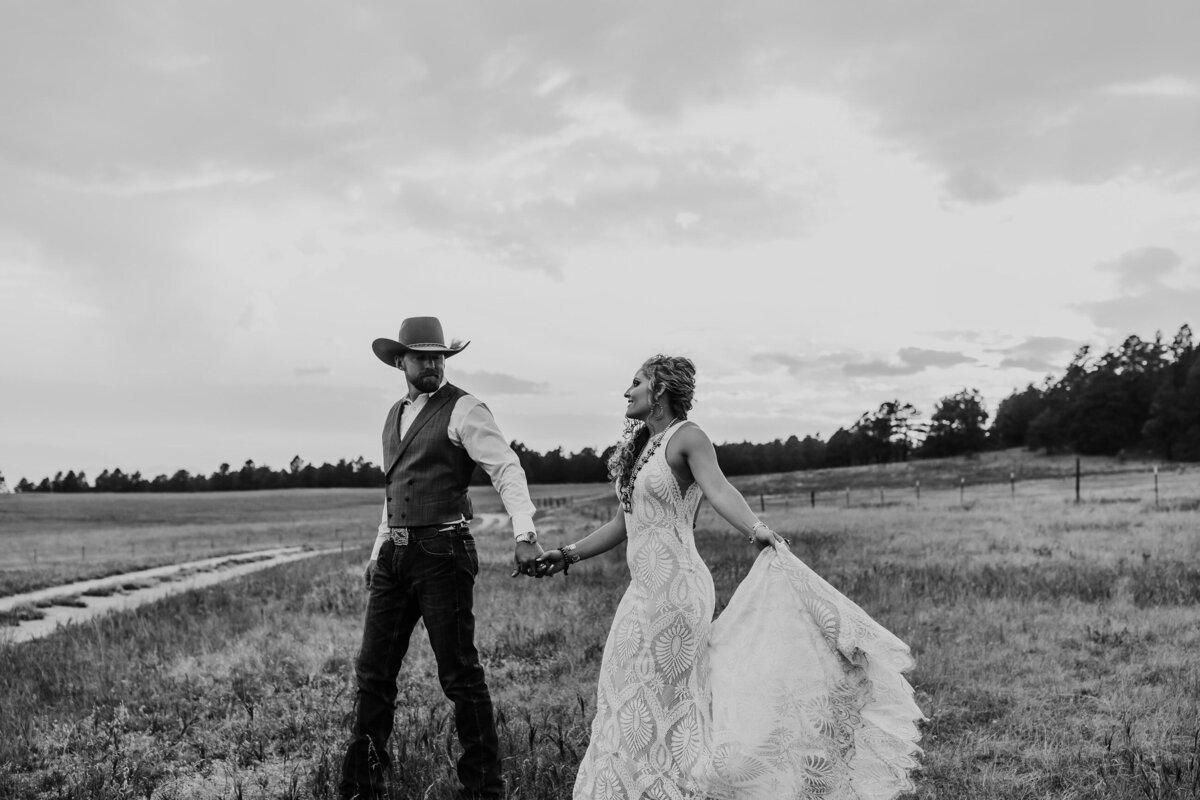 younger-ranch-wedding-Native-Roaming-Photography-71