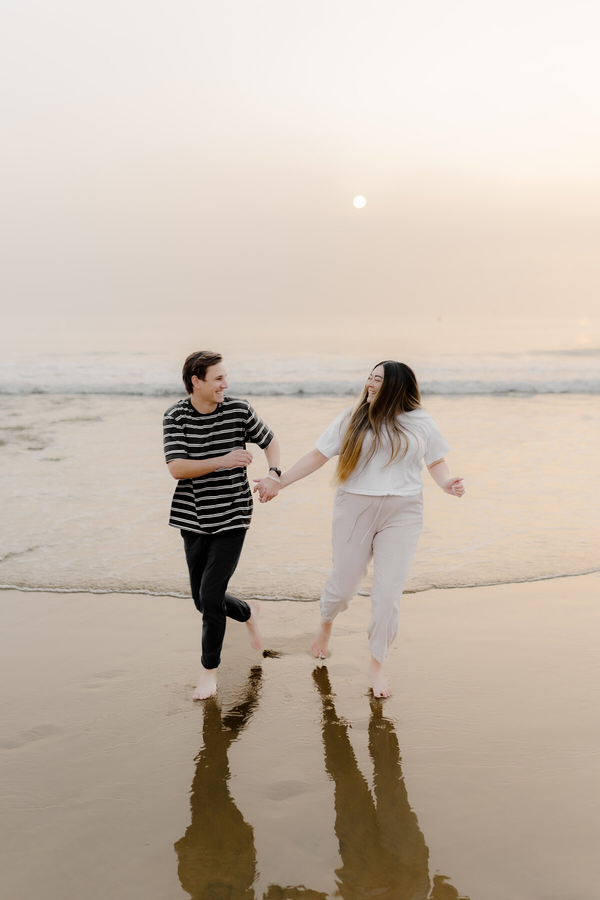 Beach Engagement Pictures 5