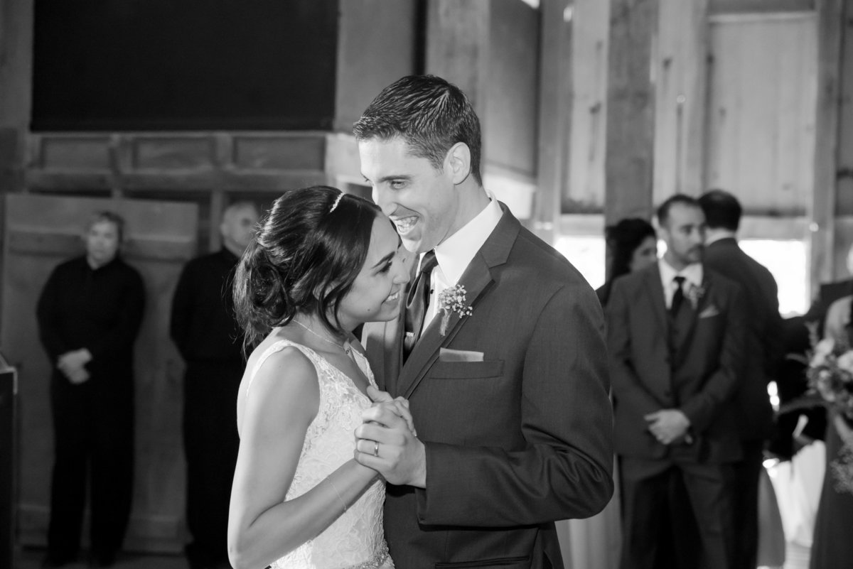 Rustic Barn Wedding Pennsylvania-Rodale Institute Wedding Raquel and Daniel Wedding 22473-47