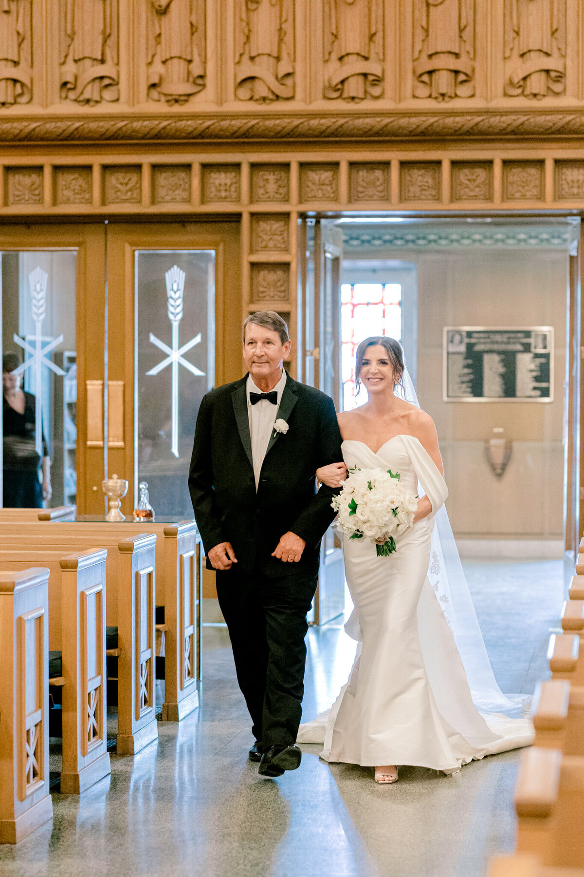 Virginia & Michael's Wedding at the Adolphus Hotel | Dallas Wedding Photographer | Sami Kathryn Photography-85