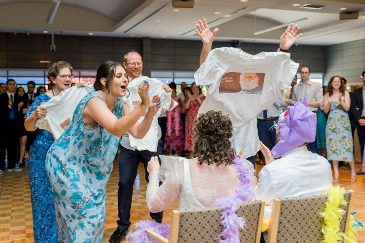 Eliana-Melmed-Photography-Chicago-LosAngeles-Jewish-WeddingPhotography-ShulaNoah-Shtick-00059