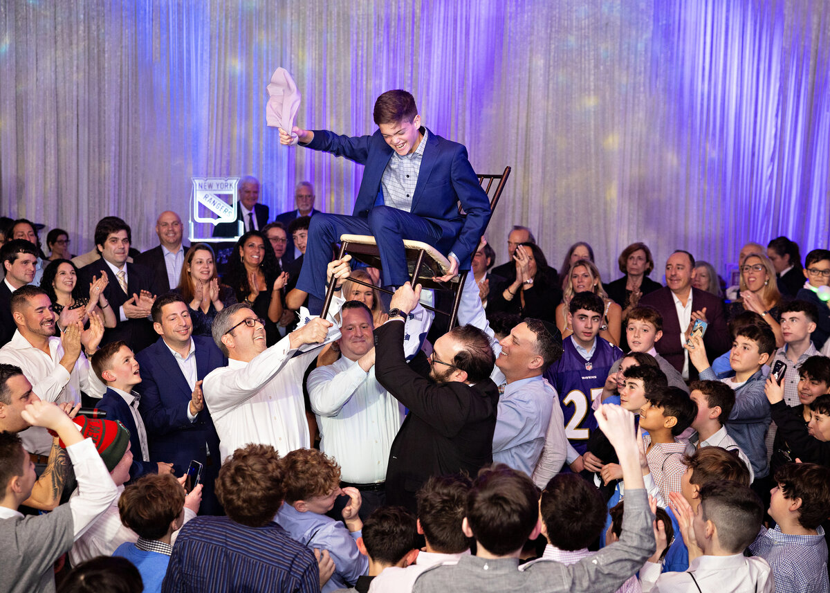 hora-bar-mitzvah-chair-bnai-tikvah