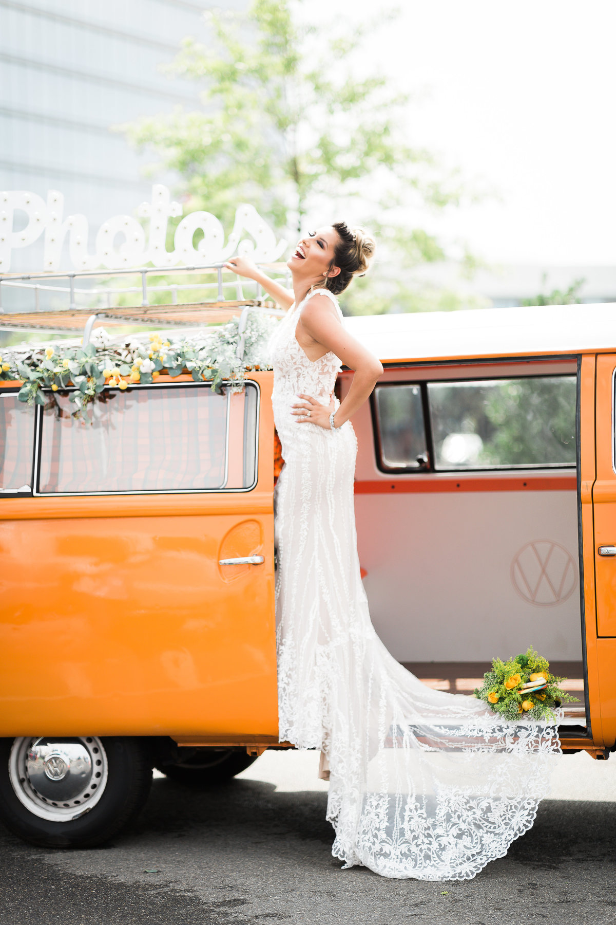 Top NC Wedding Photographer captures bridal portraits