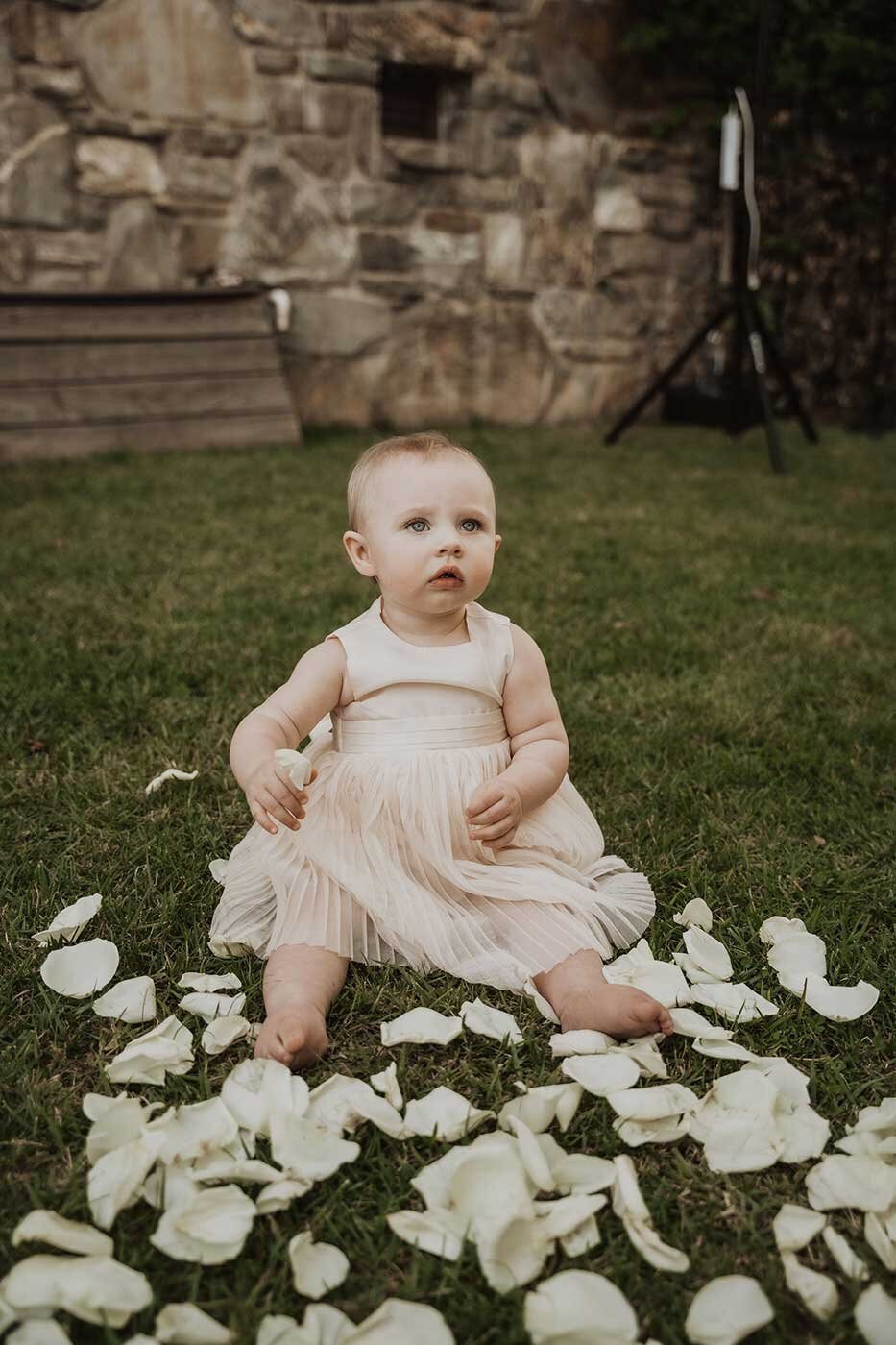 cute-flower-girl-photo