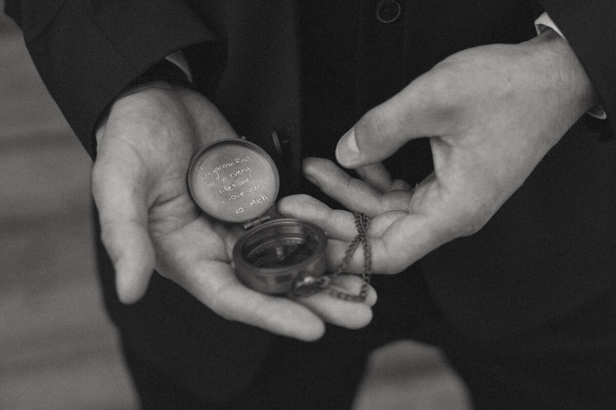 reddeerweddingphotographer-66