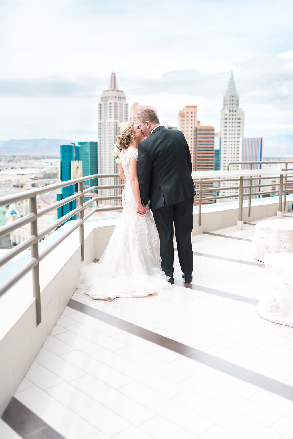 06_FirstLook-549
