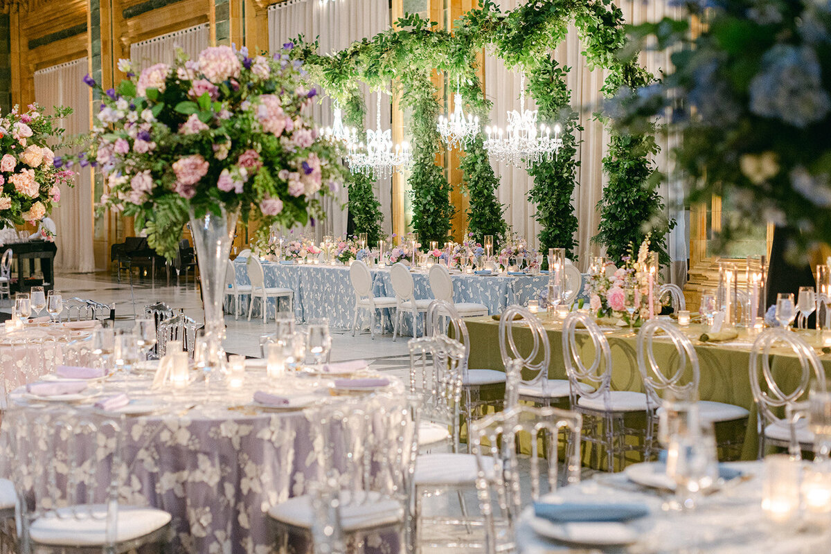 Meg Lee is a luxury Pittsburgh wedding photographer specializing in timeless, editorial, and heartfelt wedding photography for modern couples.