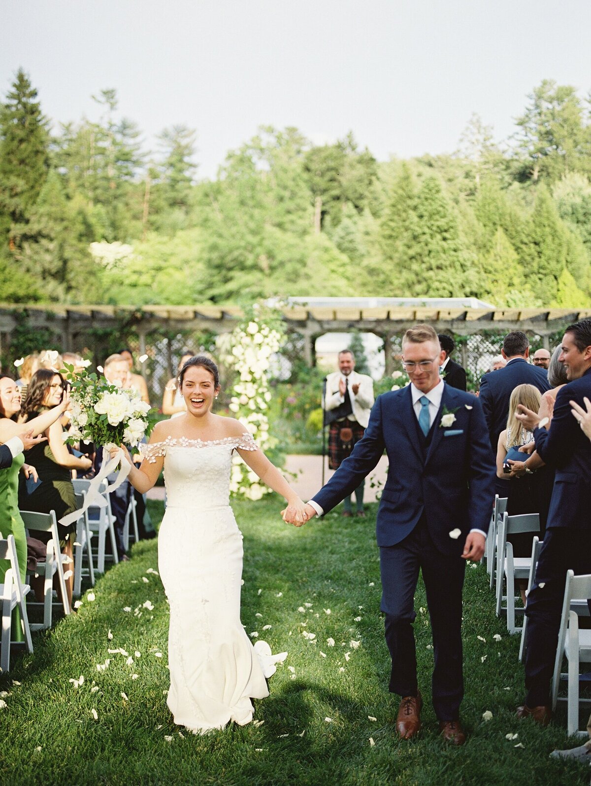 Casie-Marie-Photography-Biltmore-Asheville-NC-Hybrid-Wedding-Photographer-2023-37