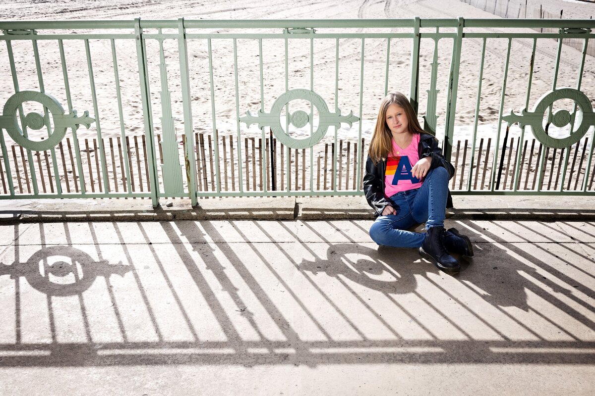 mitzvah-preshoot-asbury-park-boardwalk-girl-sitting