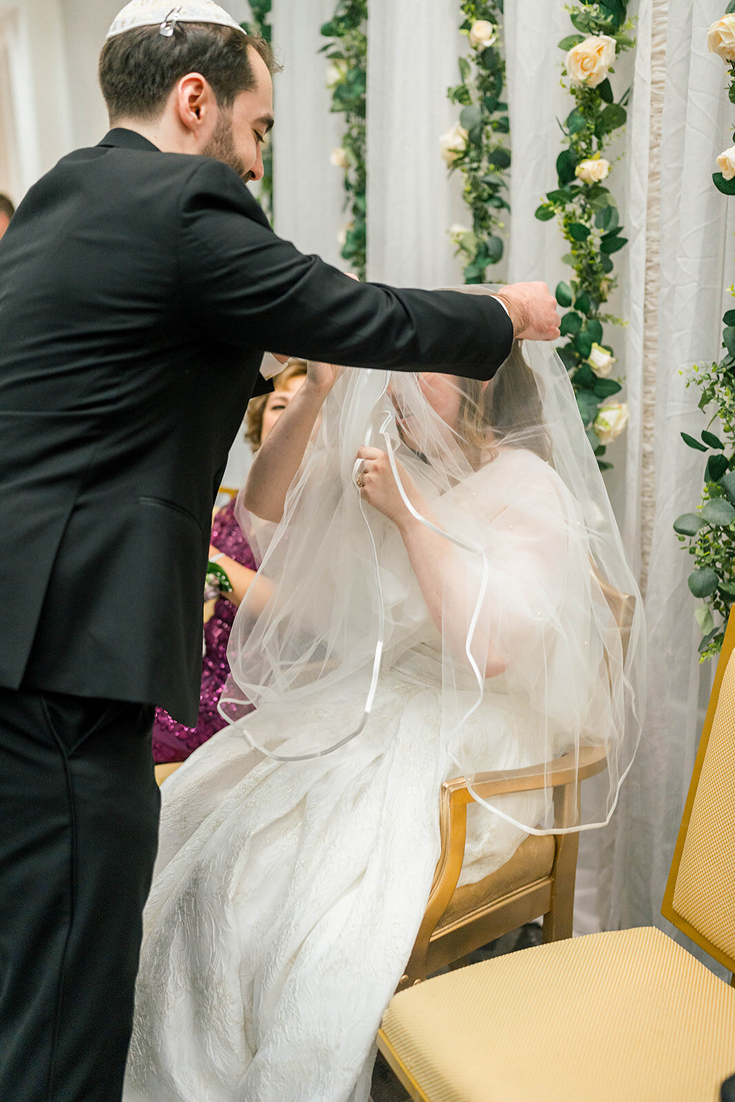 Eliana-Melmed-Photography-Chicago-LosAngeles-Jewish-WeddingPhotography-KabbalatPanim-00127