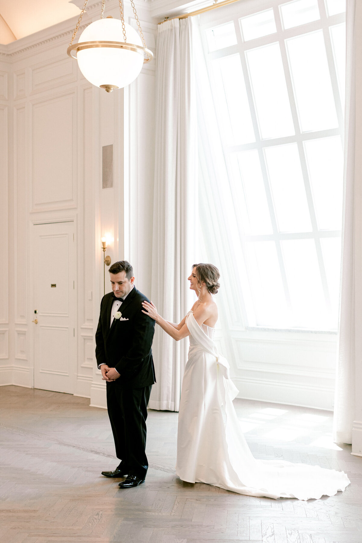 Virginia & Michael's Wedding at the Adolphus Hotel | Dallas Wedding Photographer | Sami Kathryn Photography-45