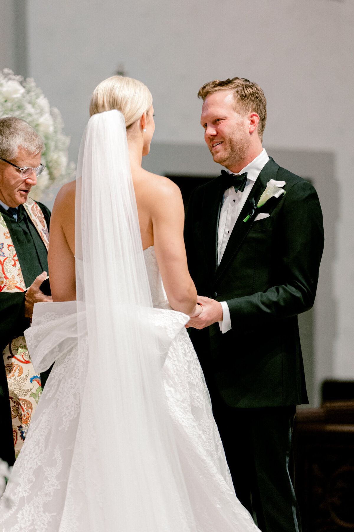 Katelyn & Kyle's Wedding at the Adolphus Hotel | Dallas Wedding Photographer | Sami Kathryn Photography-155