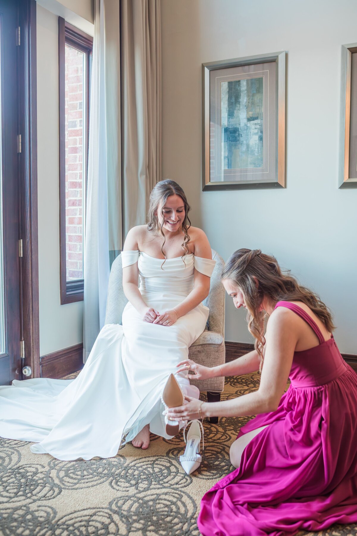 LillieMaePhoto-Kelsey&RyanWedding-GettingReady--61