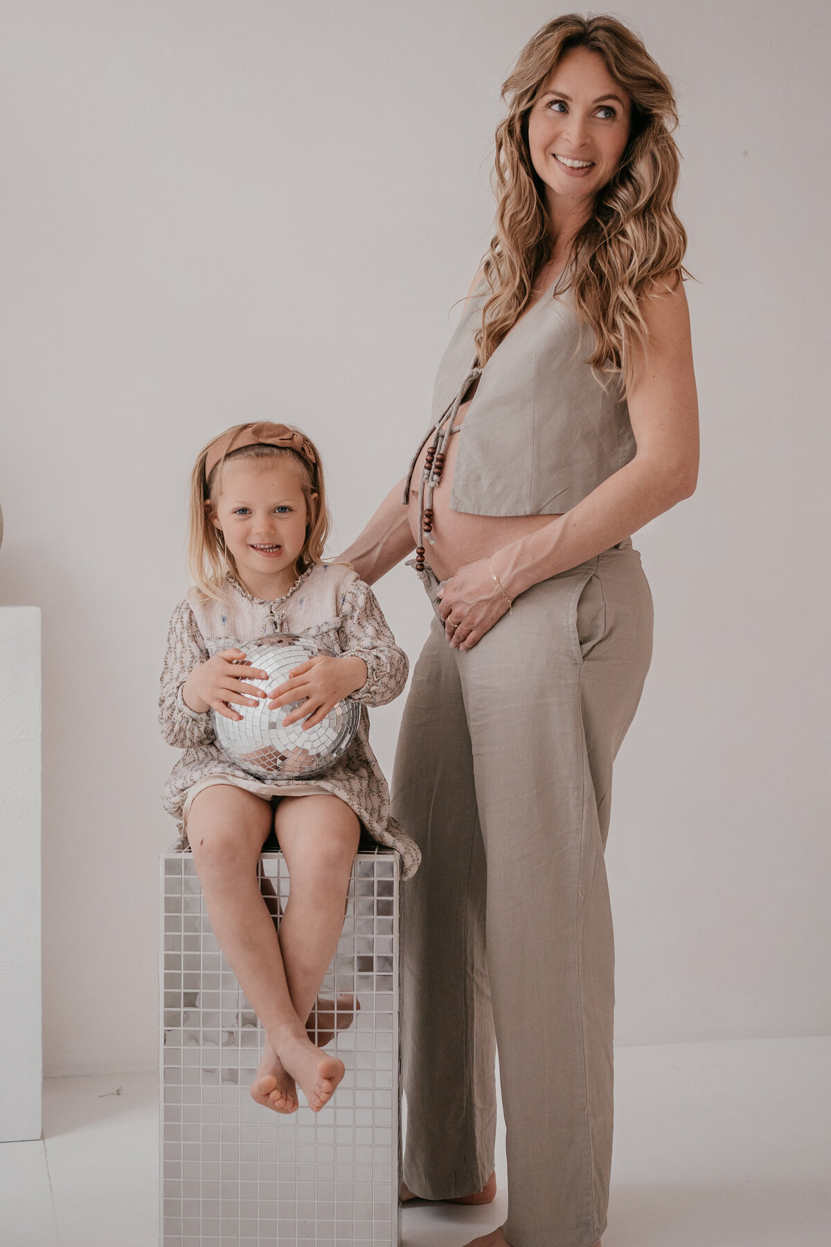 familieshoot-moeder-kind-atelier-oost-leukfotografie.jpg-19