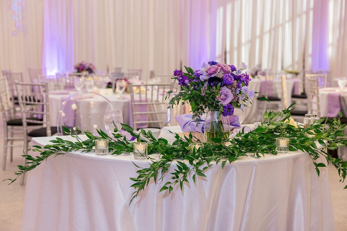 Eliana-Melmed-Photography-Chicago-LosAngeles-Jewish-WeddingPhotography-ElianaSklar-VenueDetails-00042