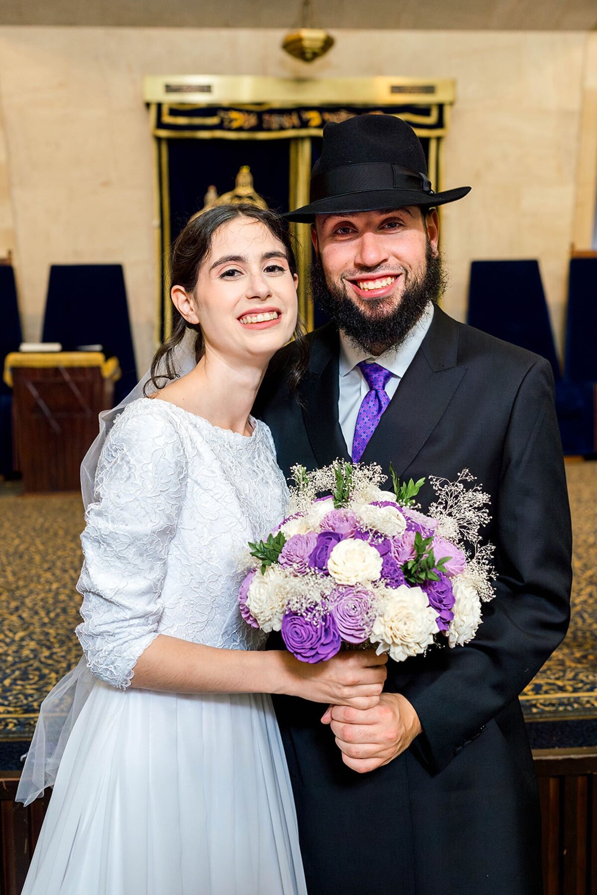 Eliana-Melmed-Photography-Chicago-LosAngeles-Jewish-WeddingPhotographer-CarmiKalman-CouplesPortraits-00024
