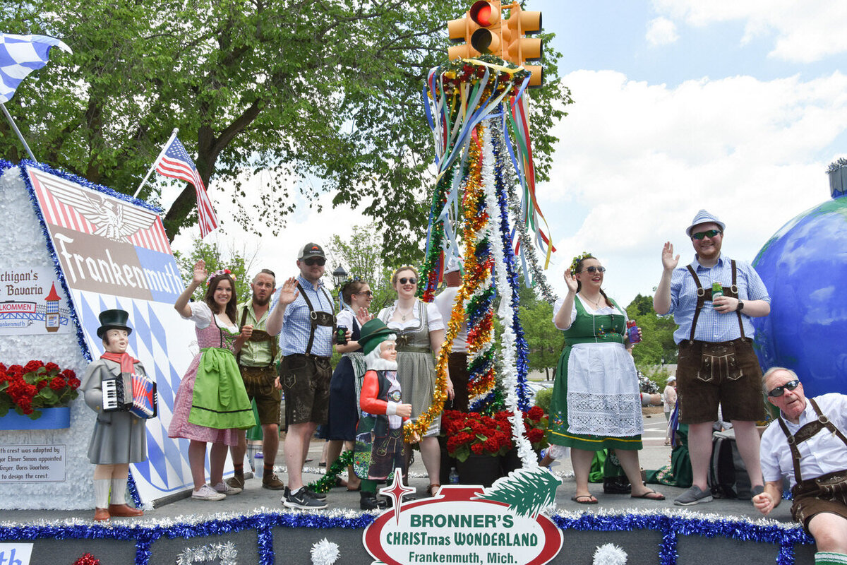 Bavarian-Parade-Frankenmuth-Michigan-23