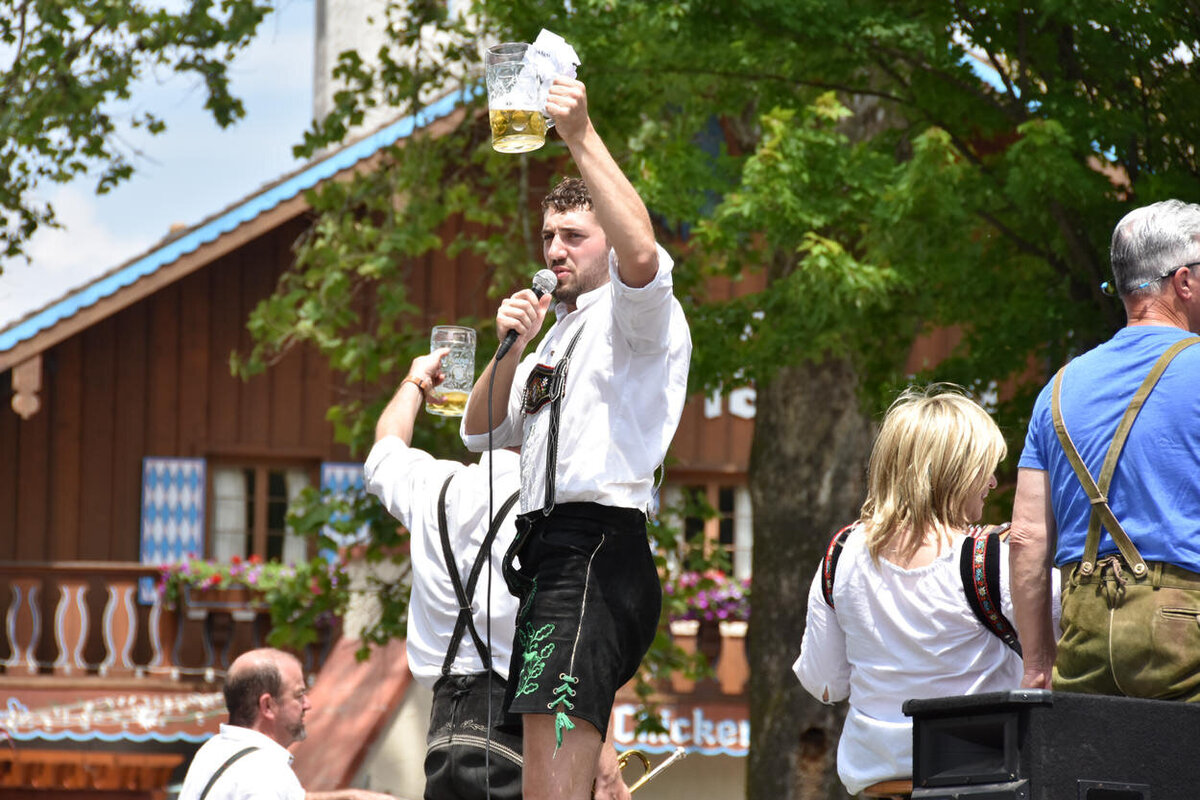 Bavarian-Parade-Frankenmuth-Michigan-46