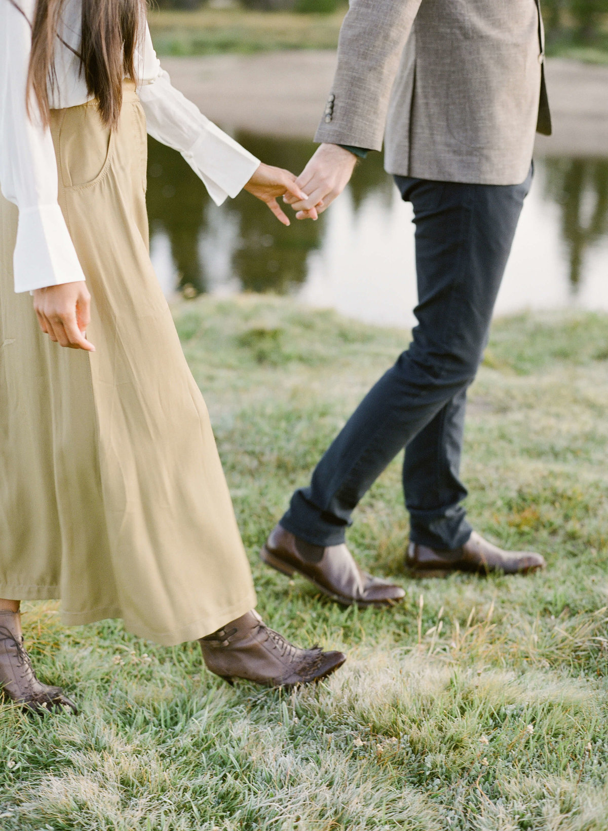 26-KTMerry-engagement-photography-holding-hands-Yosemite-park