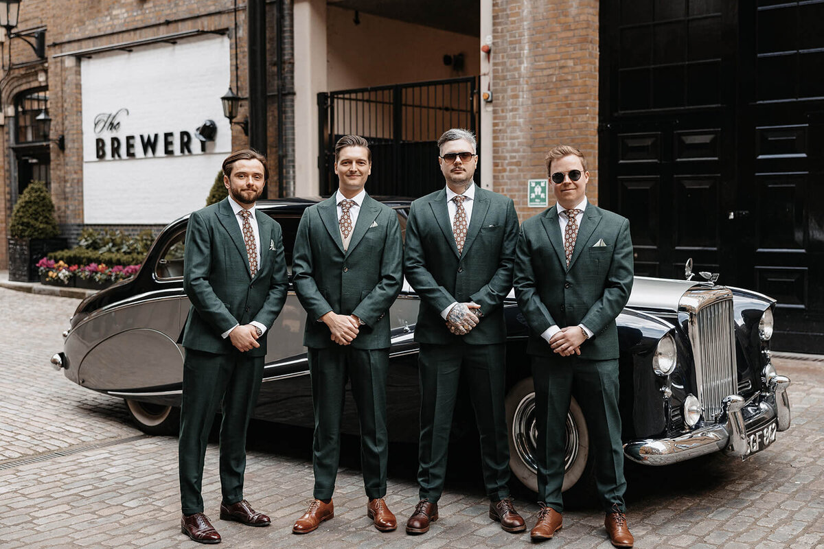 Pesh-Flowers-London-Wedding-Florist-The-Brewery-London27
