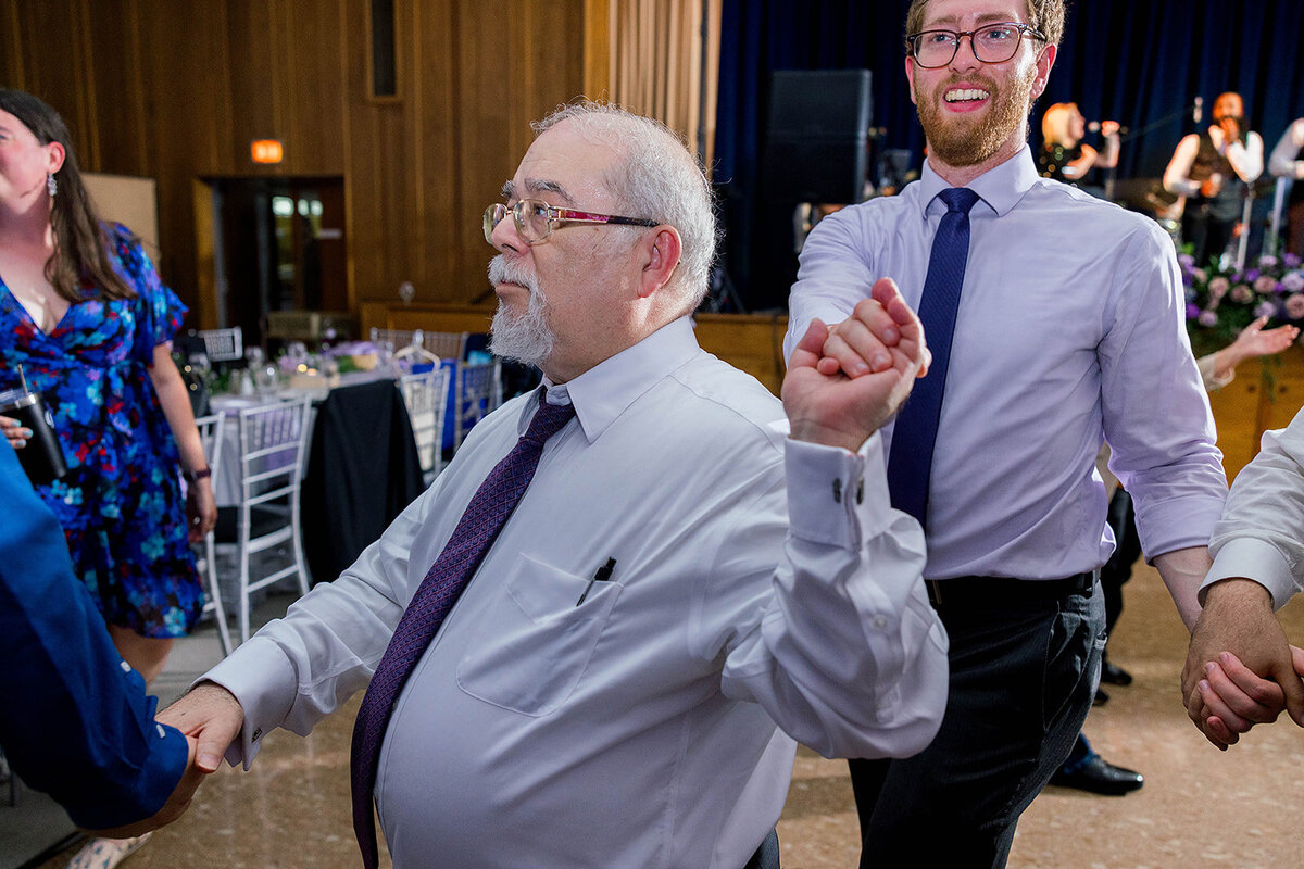Eliana-Melmed-Photography-Chicago-LosAngeles-Jewish-WeddingPhotography-ElianaSklar-Simcha-00023