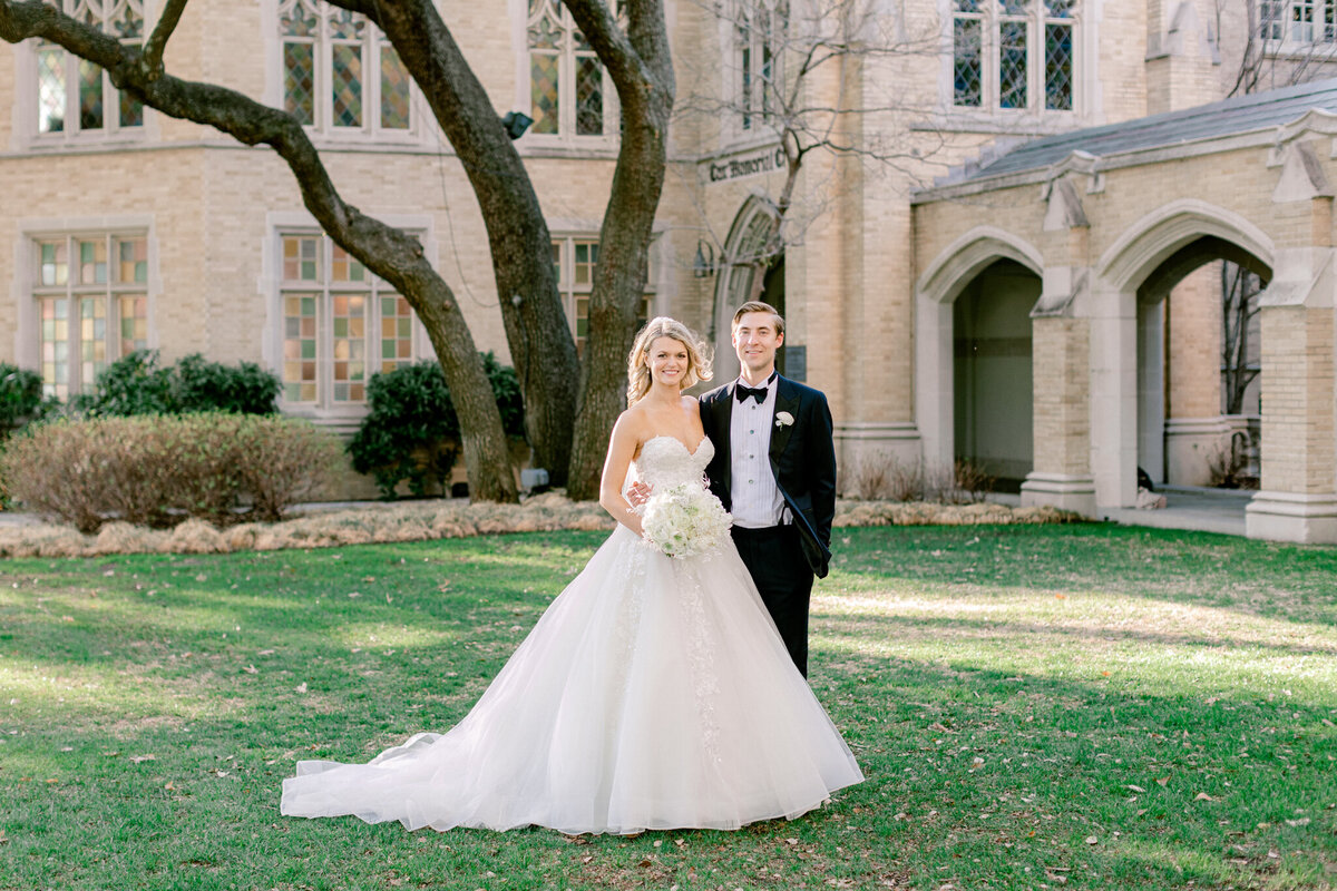 Shelby & Thomas's Wedding at HPUMC The Room on Main | Dallas Wedding Photographer | Sami Kathryn Photography-150