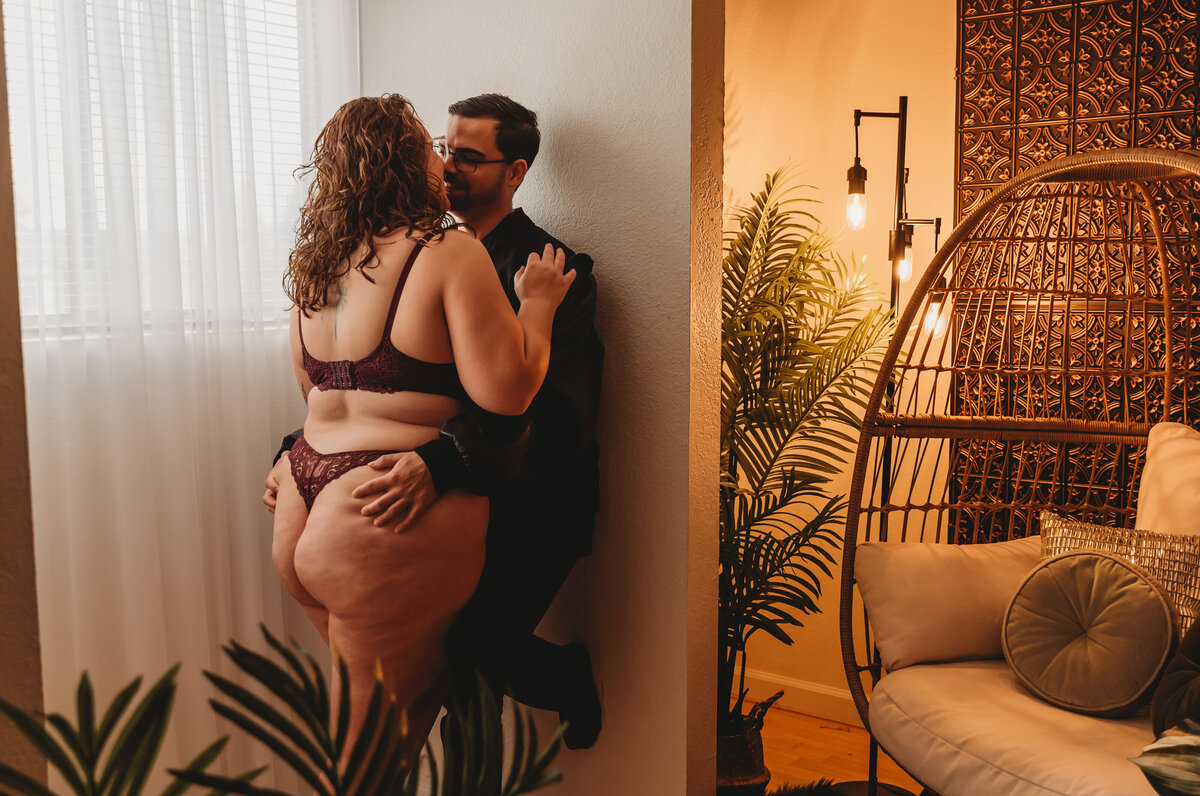 Sacramento couples boudoir photography-25