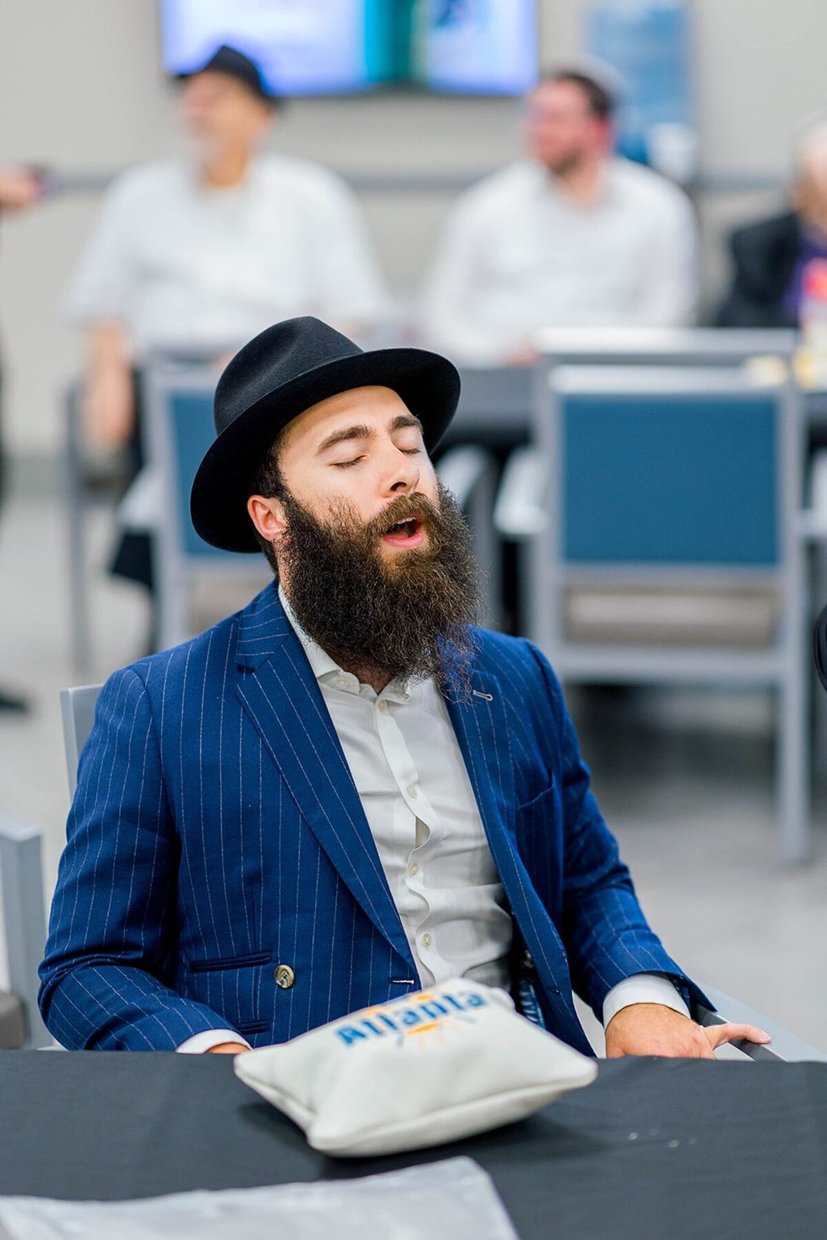Eliana-Melmed-Photography-Chicago-LosAngeles-Jewish-WeddingPhotographer-CarmiKalman-Tisch-00127