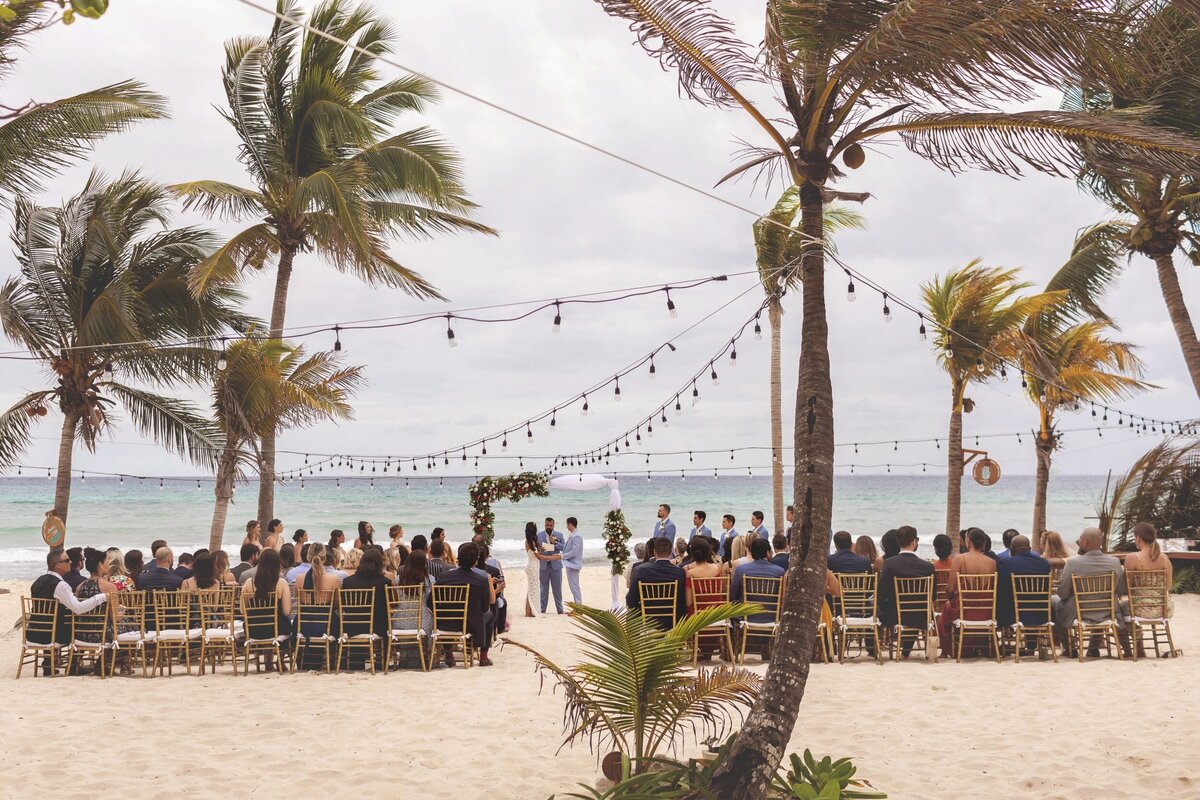 Wedding ceremony on the beach in Riviera Maya