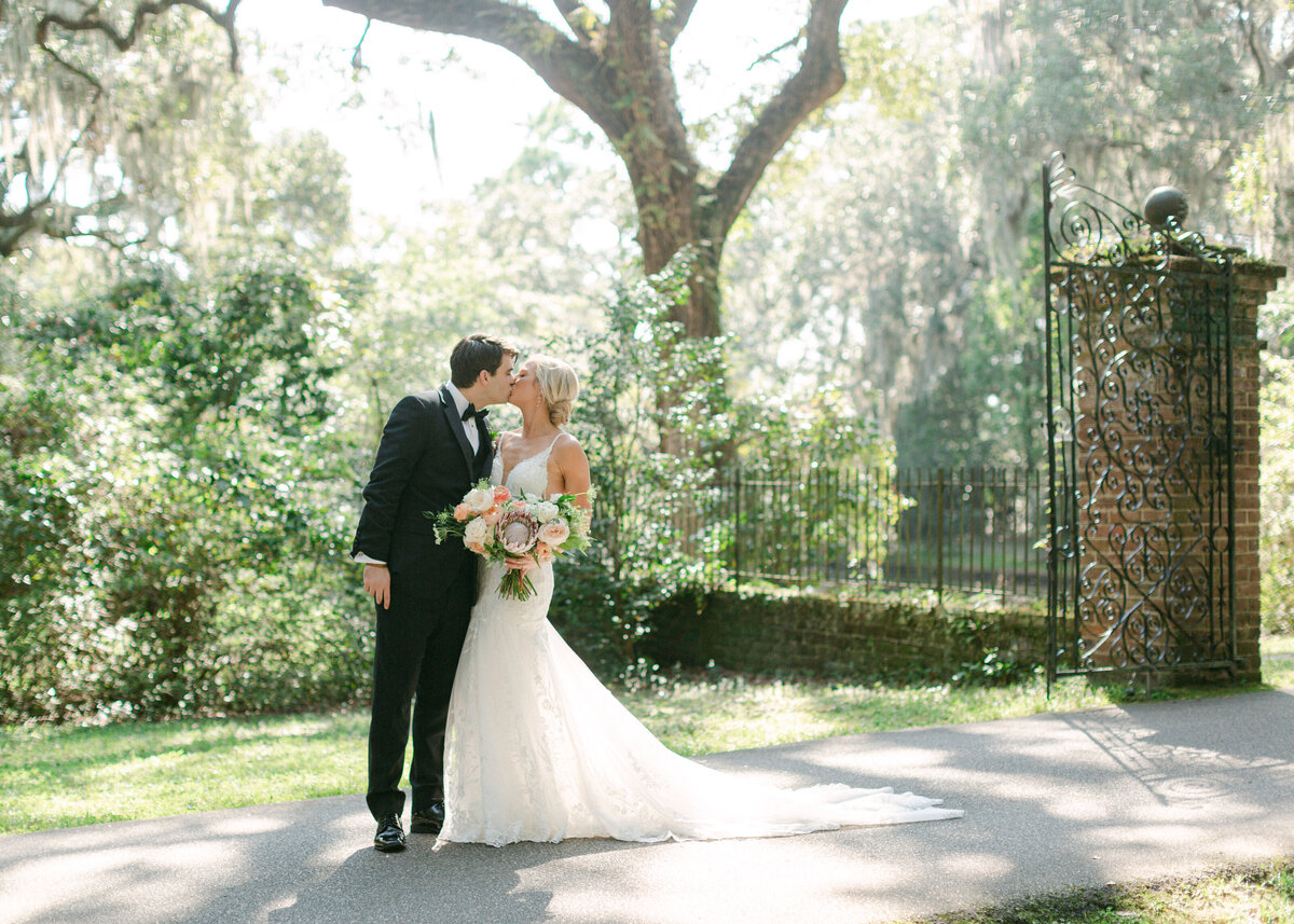 Legare Waring House - Charleston Wedding Photographer - Torianna Brooke Portraiture-71