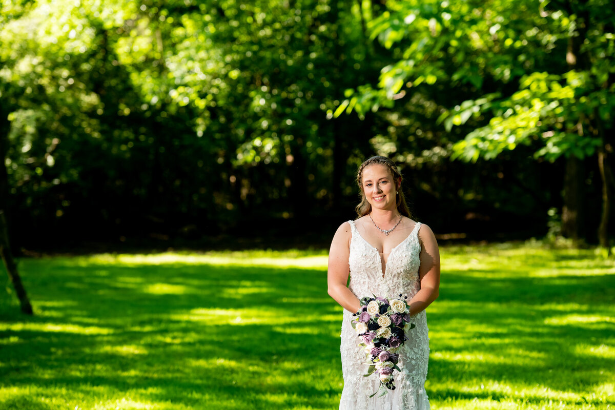Riverdale Manor Wedding  Photography bride