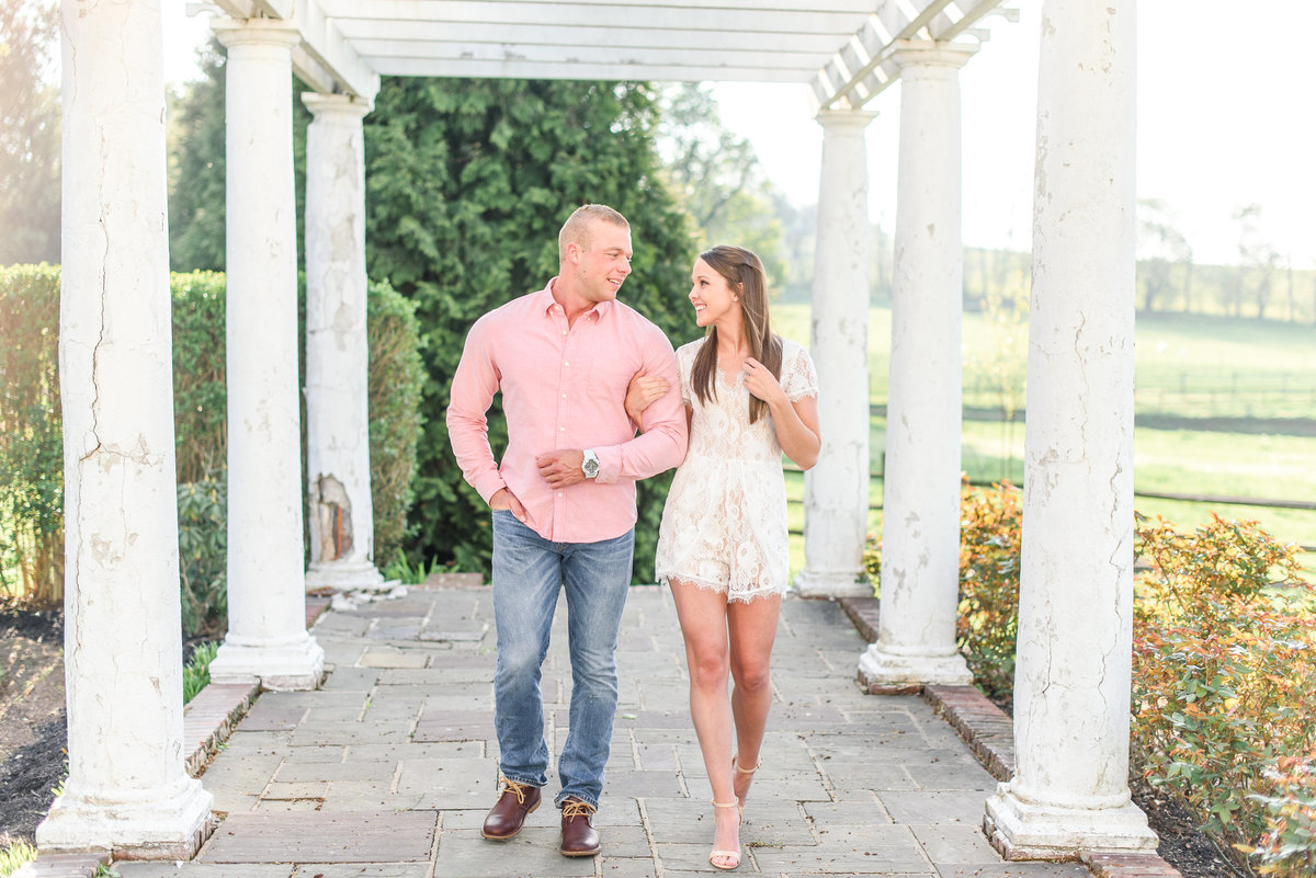 Olivia & Cody_ White Chimney's Engagement session_ Olivia Rae Photography-39