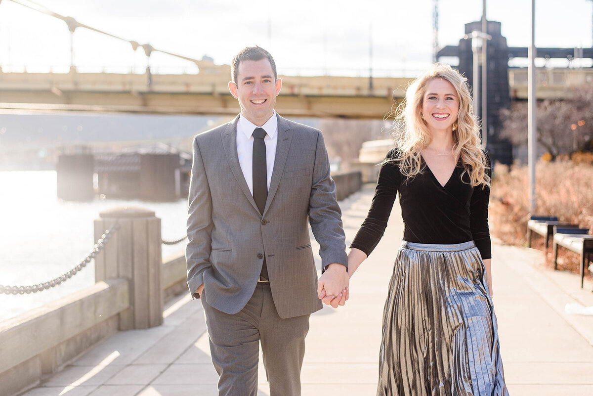 kelsey-ross-downtown-pittsburgh-engagement-photos-1