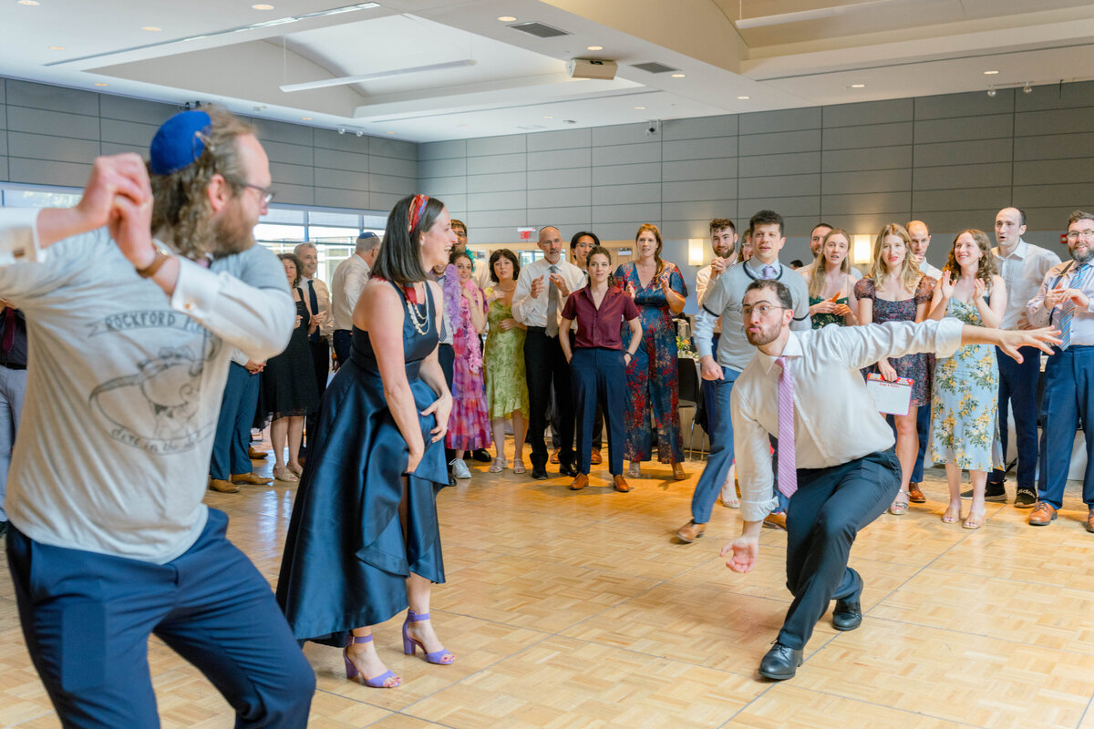 Eliana-Melmed-Photography-Chicago-LosAngeles-Jewish-WeddingPhotography-ShulaNoah-Shtick-00220