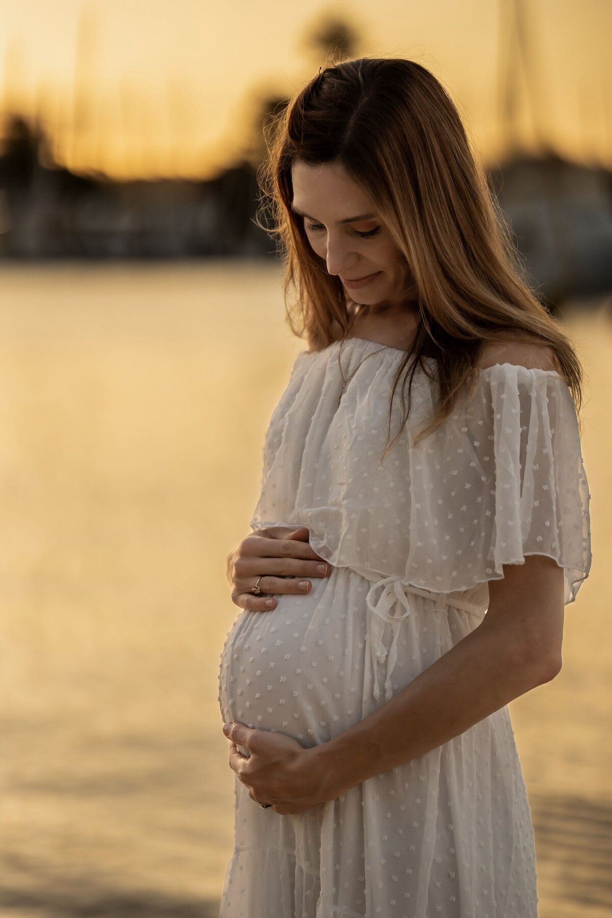 Brisbane-Family-Portrait-Maternity-Girl-on-Beach-during-Sunset-40