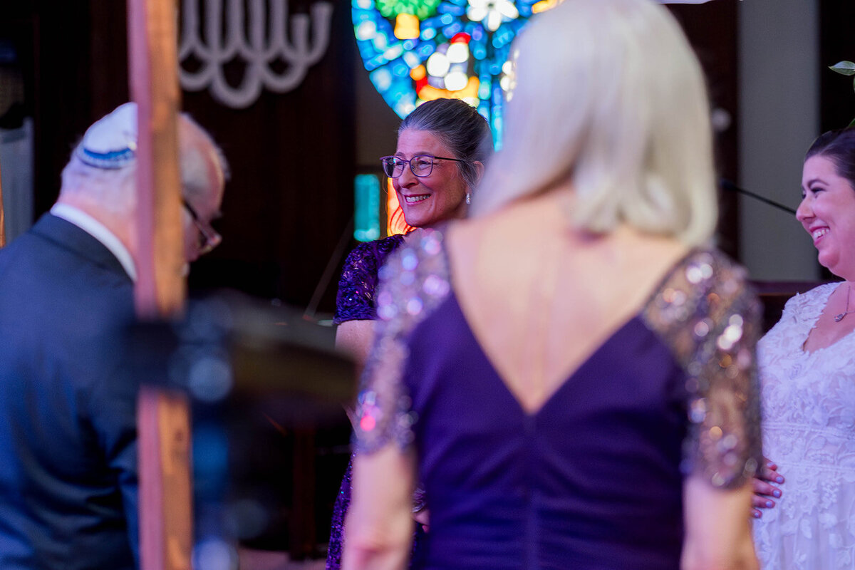 Eliana-Melmed-Photography-Chicago-LosAngeles-Jewish-WeddingPhotography-ElianaSklar-Chuppah-00164