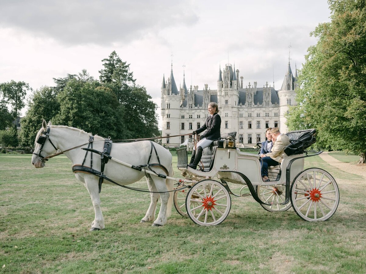 Destination wedding in France - Chateau Challain - Serenity Photography - 47