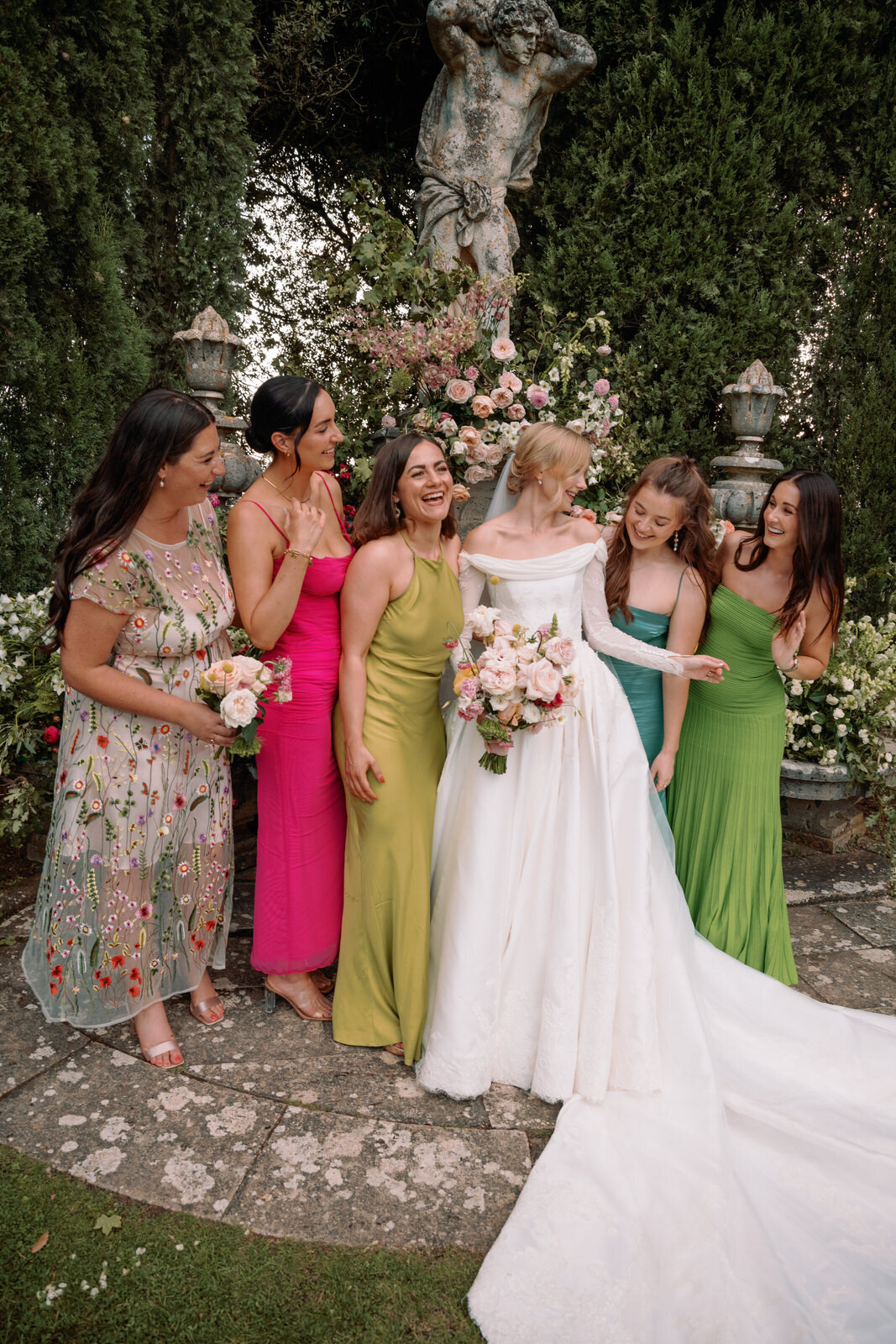 Flora_And_Grace_La_Foce_Tuscany_Editorial_Wedding_Photographer (1147 von 2643)