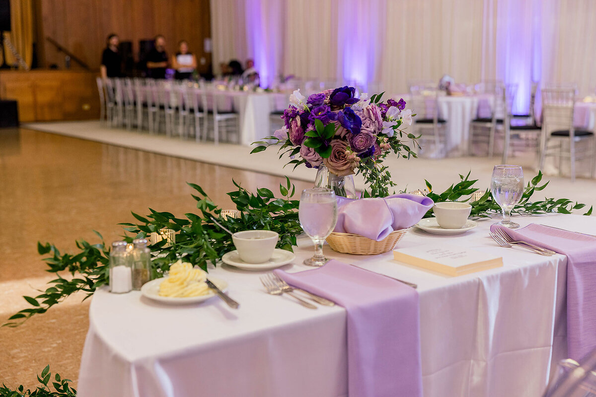 Eliana-Melmed-Photography-Chicago-LosAngeles-Jewish-WeddingPhotography-ElianaSklar-VenueDetails-00052