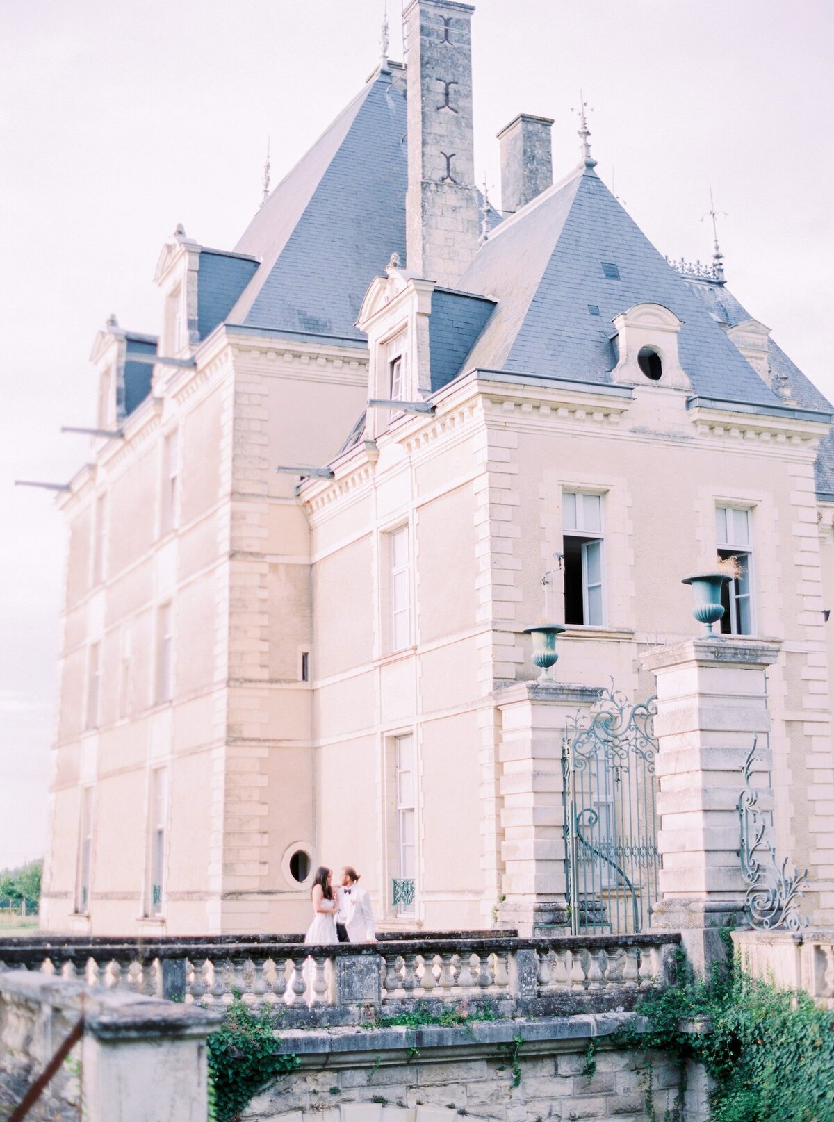 french-chateau-wedding-destination-photographer (49 of 49)
