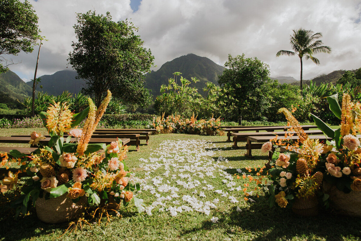Image of florals at wedding