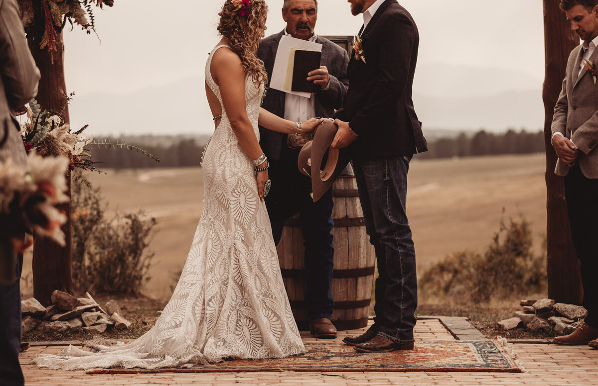younger-ranch-wedding-Native-Roaming-Photography-55