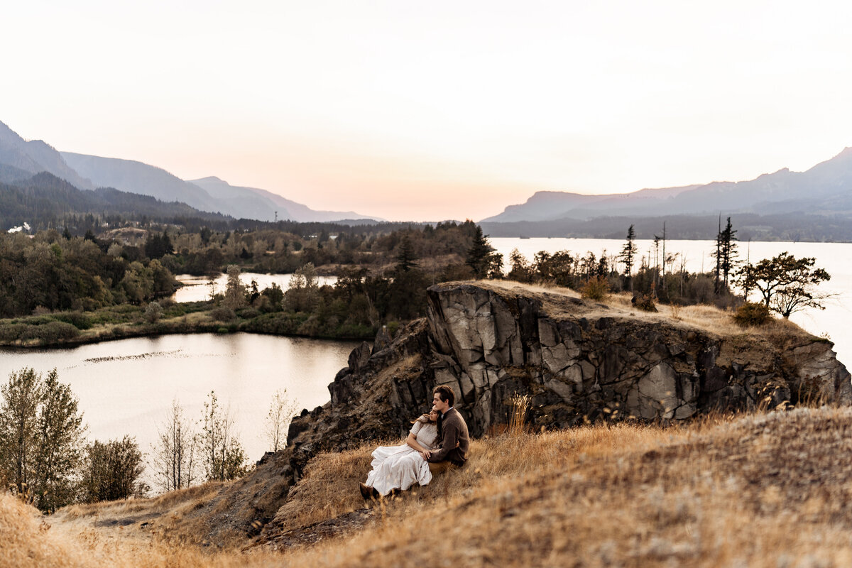 the-griffin-house-wedding-photography-oregon-elopement-photographer (11)
