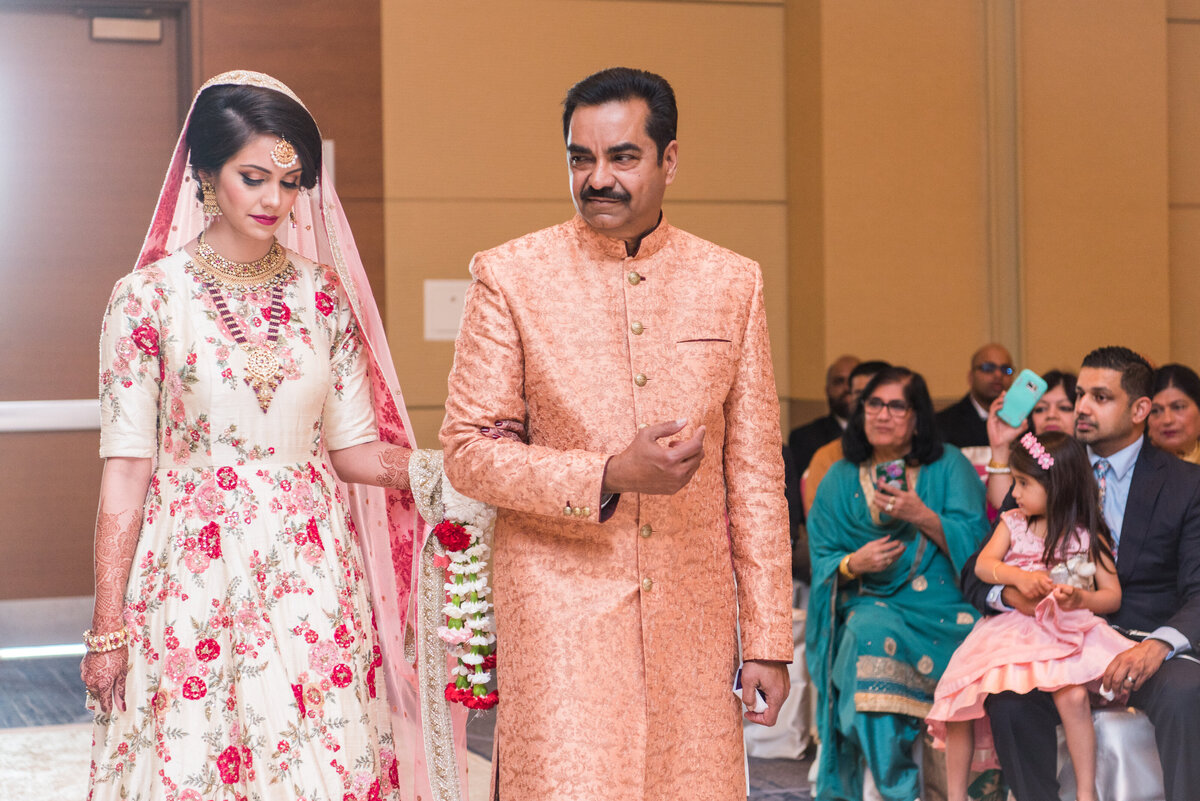 maha_studios_wedding_photography_chicago_new_york_california_sophisticated_and_vibrant_photography_honoring_modern_south_asian_and_multicultural_weddings16