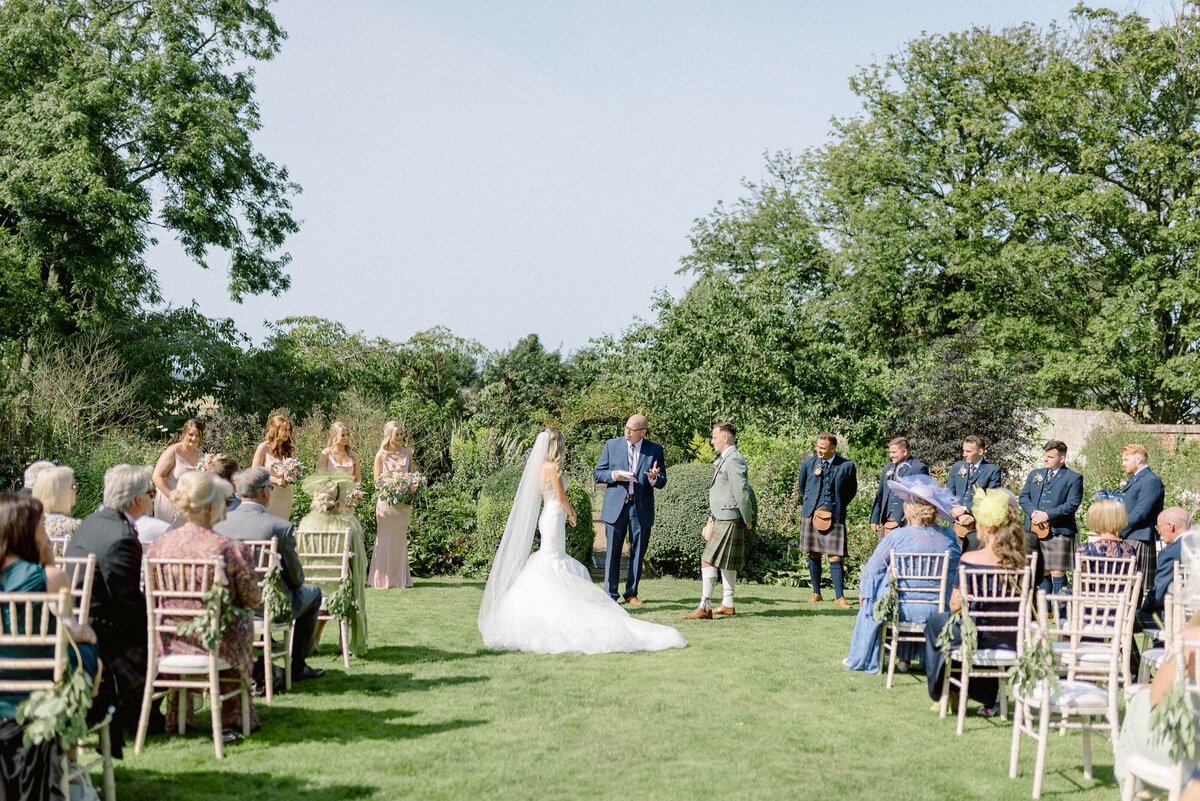 Fine-Art-Wedding-Photographer-UK-©Jill-Cherry-Porter-Photography-Airlie-Castle-Wedding-Scotland-JCP_6443