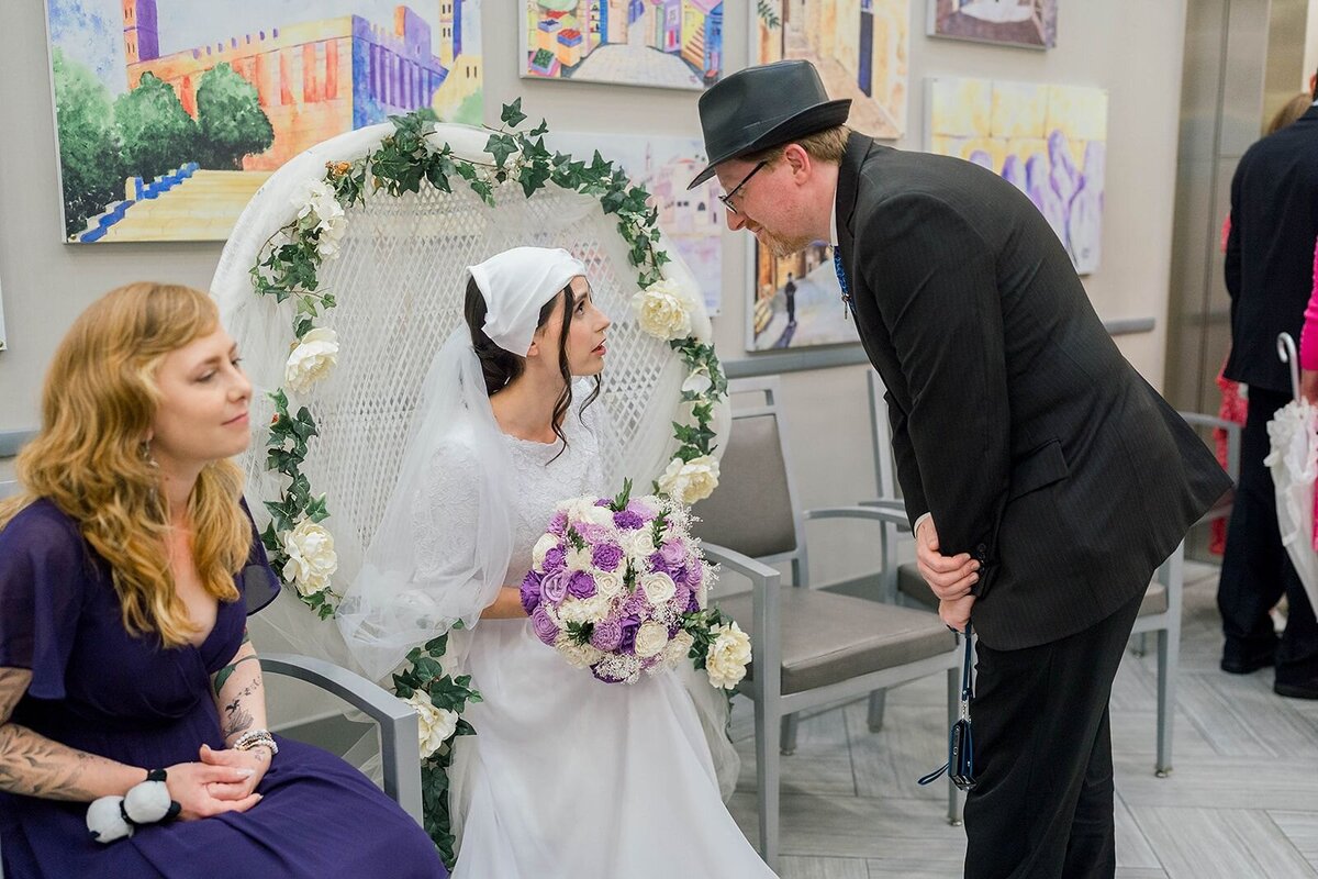 Eliana-Melmed-Photography-Chicago-LosAngeles-Jewish-WeddingPhotographer-CarmiKalman-Bedeken-00020