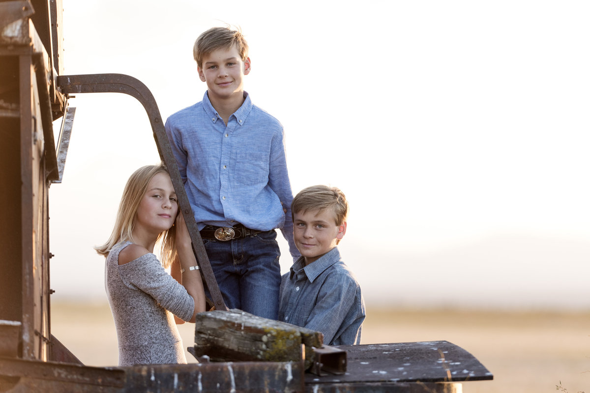 Family professional portrait photography  on-location in Central Oregon