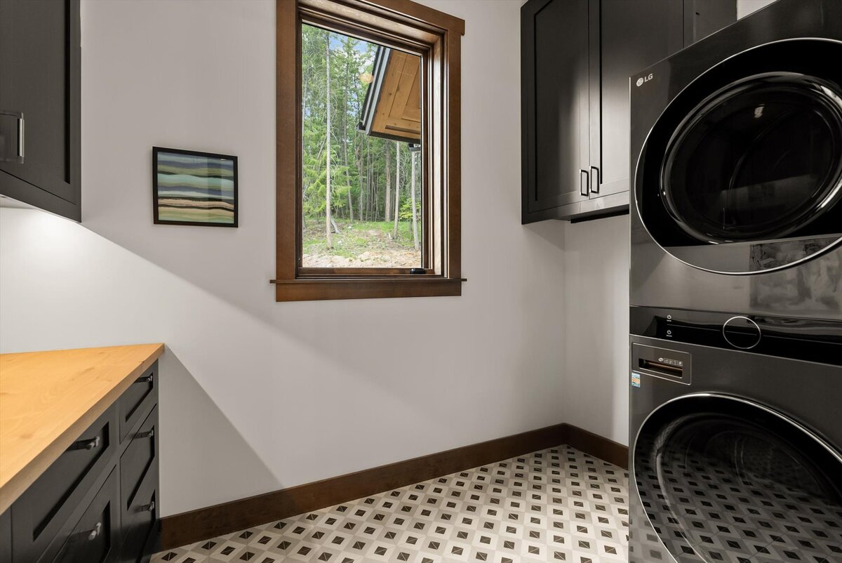 Photo Oct 22 2025, 9 25 29 PM